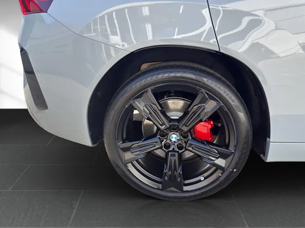BMW X3 M50i