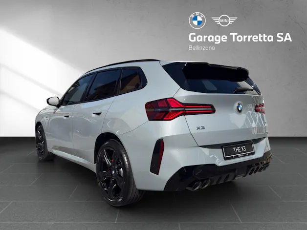 BMW X3 M50i