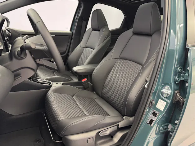 Toyota Yaris 1.5 VVT-i HSD Premium