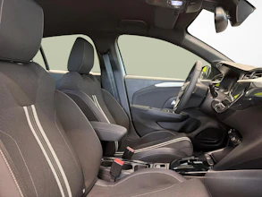 https://vehicle.imgix.net/4240927/2b29f664-d20e-42e5-b070-1add7fb833fa.jpg