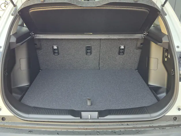 Suzuki S-Cross 1.4 T Sakura Hybrid 4x4