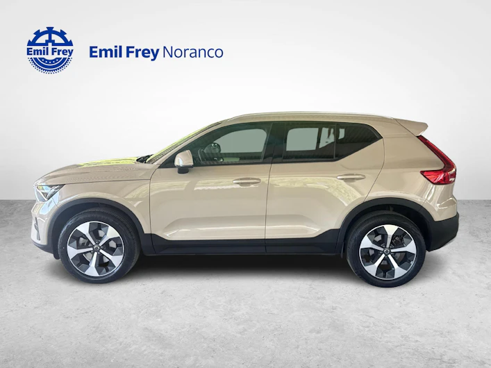 immagine del veicolo VOLVO XC40