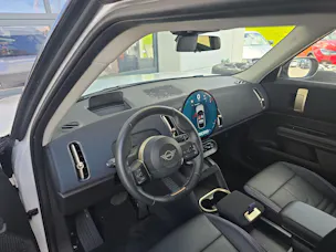 Mini Countryman S ALL4 2.0i U25 (CH)