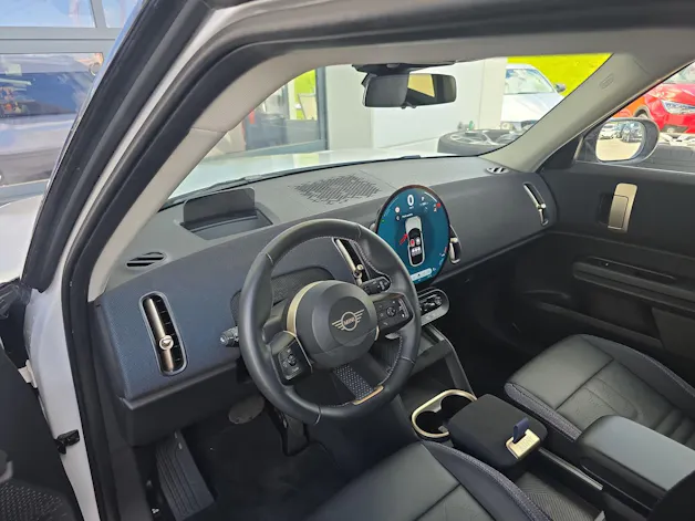 Mini Countryman S ALL4 2.0i U25 (CH)