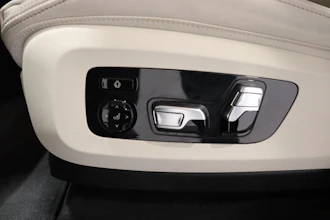https://vehicle.imgix.net/4241075/3058bdb3-e735-47d6-ad7c-034916e99be0.JPG