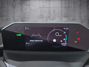 Toyota C-HR+ Premium AWD