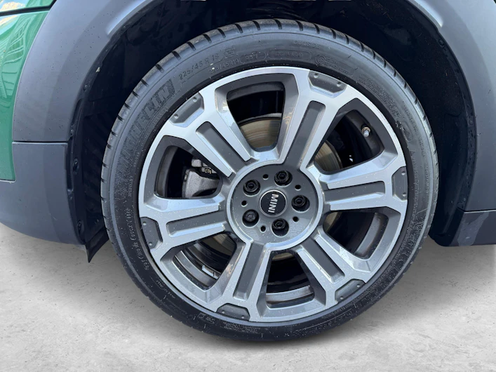 image du véhicule MINI COUNTRYMAN