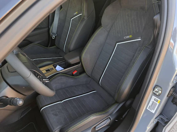 image du véhicule 10 image du véhicule 10