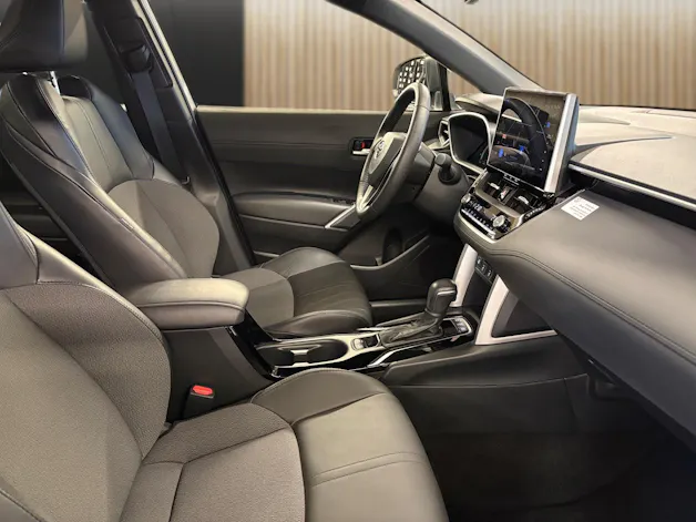 Toyota Corolla Cross 2.0 HSD Trend AWD-i
