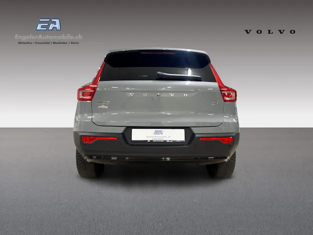 Volvo XC40 2.0 B4 MH Plus Dark