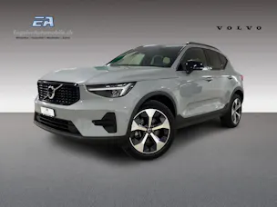 Volvo XC40 2.0 B4 MH Plus Dark