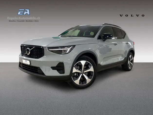 Volvo XC40 2.0 B4 MH Plus Dark