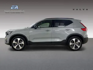 Volvo XC40 2.0 B4 MH Plus Dark