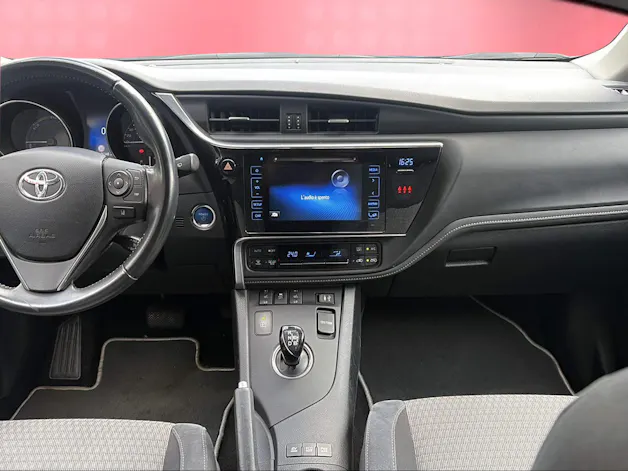 Toyota Auris 1.8 HSD Limited