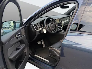 Volvo XC60 2.0 B5 MH R-Design AWD