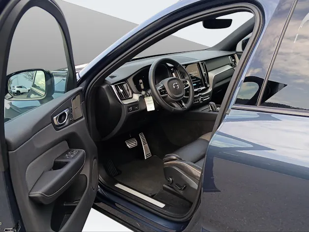 Volvo XC60 2.0 B5 MH R-Design AWD