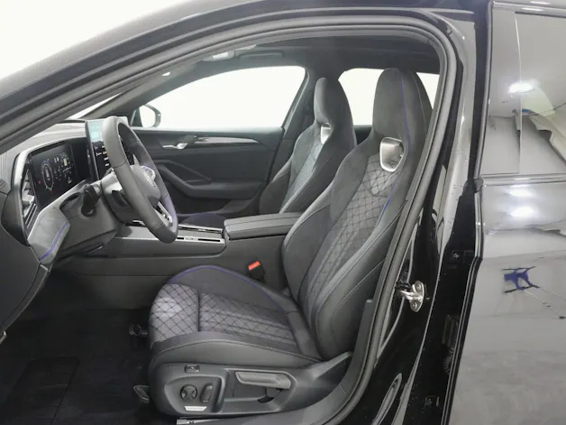 VW Passat Variant 2.0 TSI R-Line 4Motion DSG