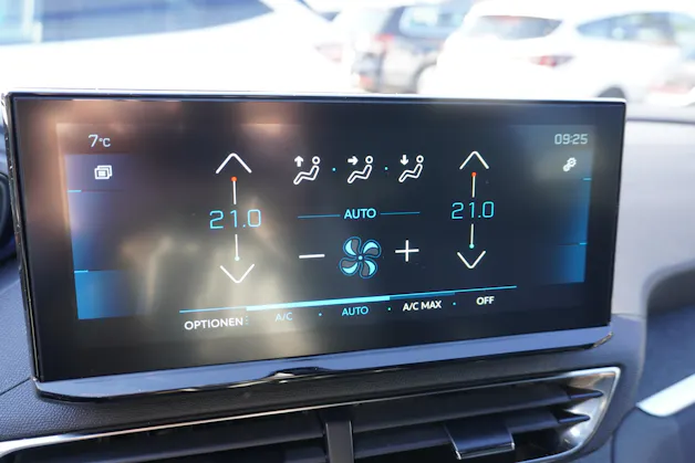 Peugeot 3008 1.5 BlueHDi Allure Pack EAT8