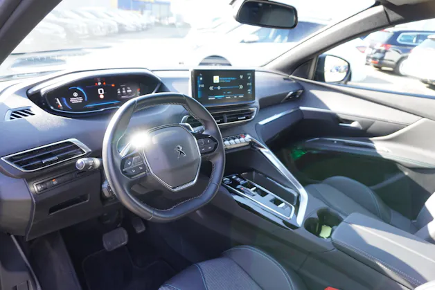 Peugeot 3008 1.5 BlueHDi Allure Pack EAT8