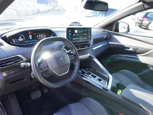 Peugeot 3008 1.5 BlueHDi Allure Pack EAT8