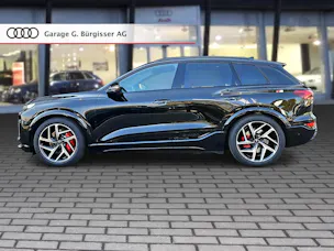 Audi SQ6 e-tron quattro Mythosschwarz Metallic