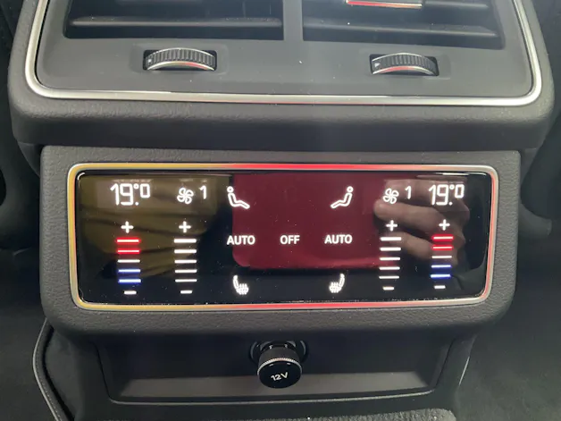 Audi S6 AVANT 3.0 TDI QUTTRO *** LEDER SIZTE & VIELES MEHR ***