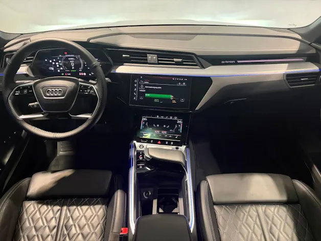 Audi e-tron 55 Sportback S Line quattro