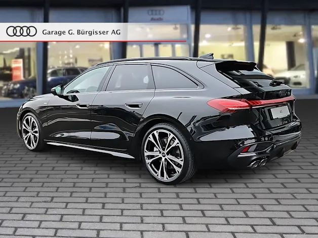 Audi A5 Avant TDI quattro 150 kW Attraction S tronic Mythosschwarz Metallic