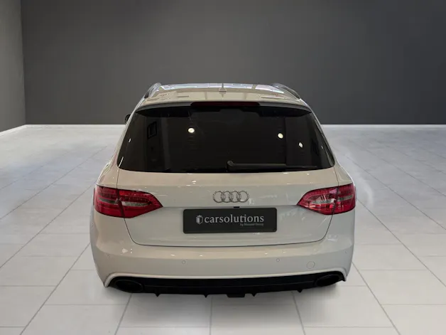 Audi RS4 Avant 4.2 FSI V8 quattro S-tronic