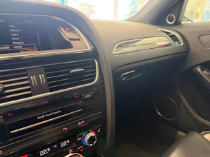 Audi RS4 Avant 4.2 FSI V8 quattro S-tronic