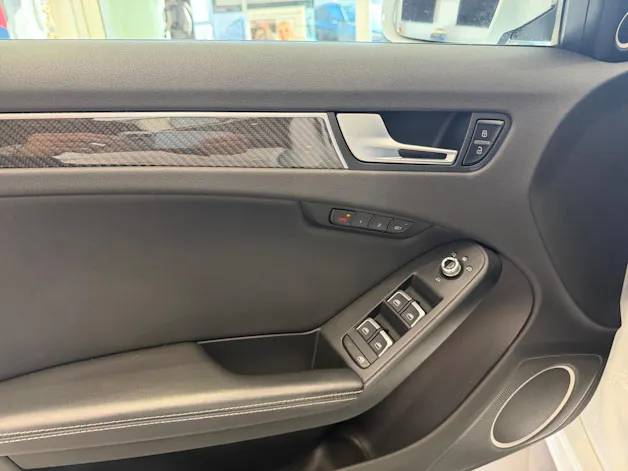Audi RS4 Avant 4.2 FSI V8 quattro S-tronic