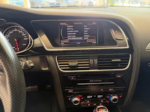 Audi RS4 Avant 4.2 FSI V8 quattro S-tronic