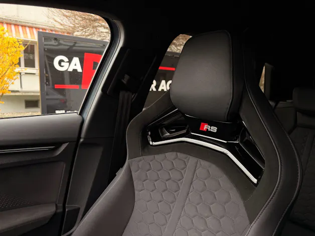 Audi RS3 Sportback 2.5 400 PS TFSI QUATTRO *** KEMORAGRAU & KERAMIK BREMSEN ***