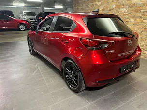 Mazda 2 SKYACTIV-G 90 Homura Automat