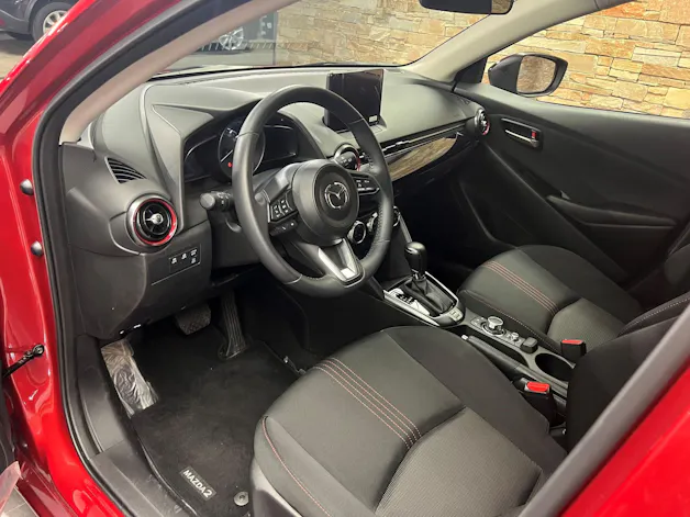 Mazda 2 SKYACTIV-G 90 Homura Automat