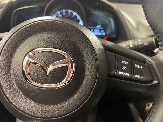 Mazda 2 SKYACTIV-G 90 Homura Automat