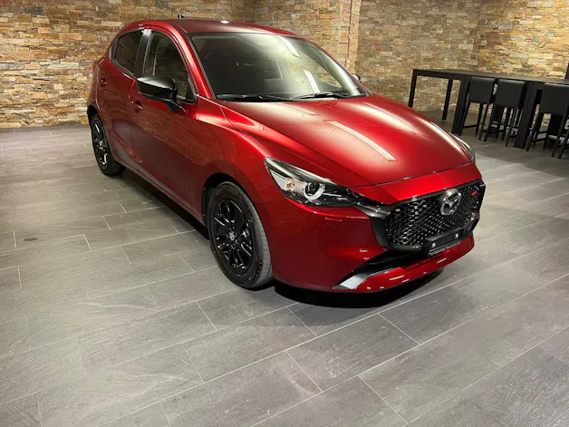 Mazda 2 SKYACTIV-G 90 Homura Automat