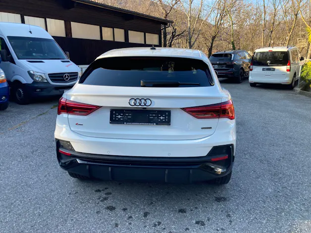 Audi Q3 Sportback 40 TDI S line Attraction quattro S-tronic