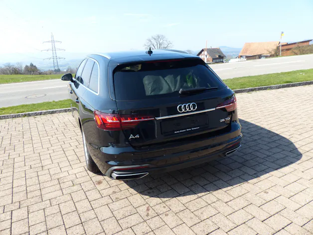 Audi A4 Avant 35 TDI S-tronic