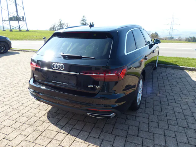 Audi A4 Avant 35 TDI S-tronic