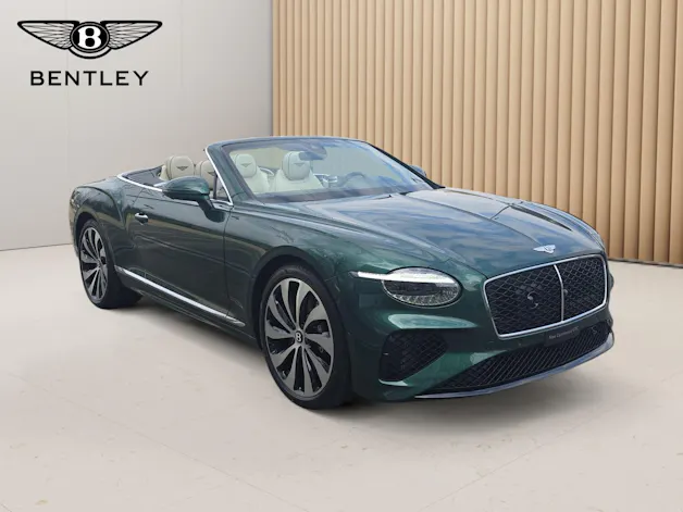 Bentley Continental GTC 4.0 V8 PHEV 680 PS / 1.9% Leasing möglich.