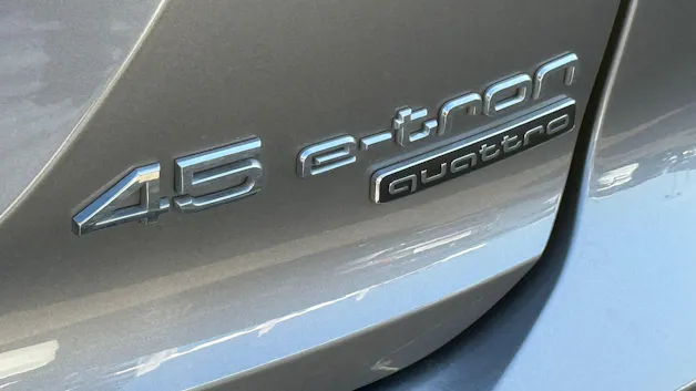 Audi Q4 e-tron 45 quattro
