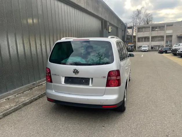 VW Touran 1.4 TSI High