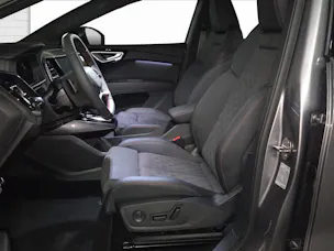 Audi Q4 e-tron 45 Edition Swiss Ski quattro