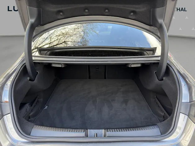 Mercedes-Benz CLA 200 7G-DCT