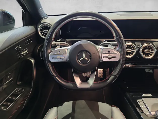 Mercedes-Benz A 250 4Matic AMG Line 4Matic 7G-DCT