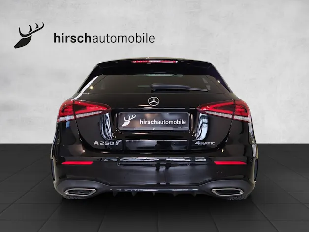 Mercedes-Benz A 250 4Matic AMG Line 4Matic 7G-DCT