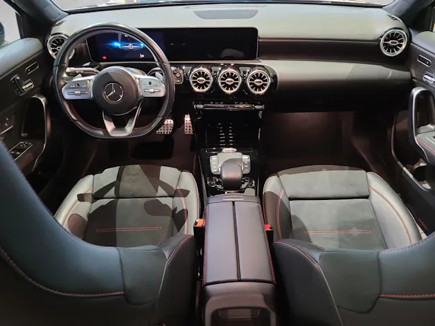 Mercedes-Benz A 250 4Matic AMG Line 4Matic 7G-DCT