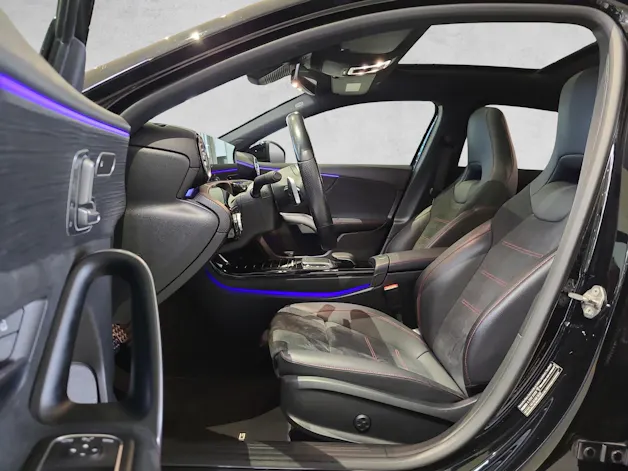 Mercedes-Benz A 250 4Matic AMG Line 4Matic 7G-DCT