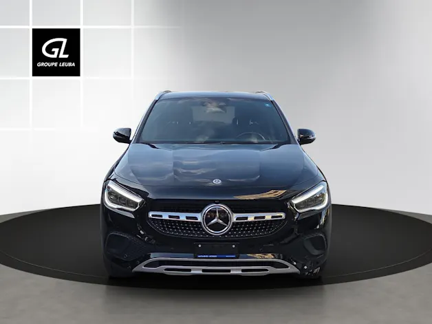 Mercedes-Benz GLA 250 4Matic Progressive 8G-DCT